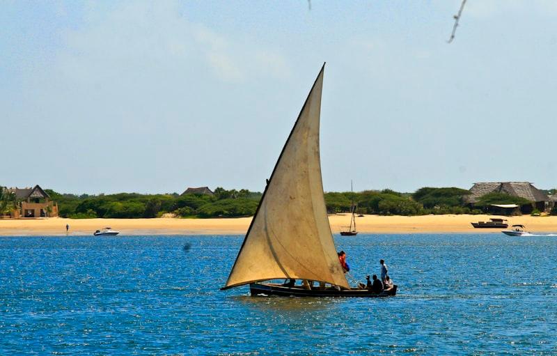 Lamu dhow sail