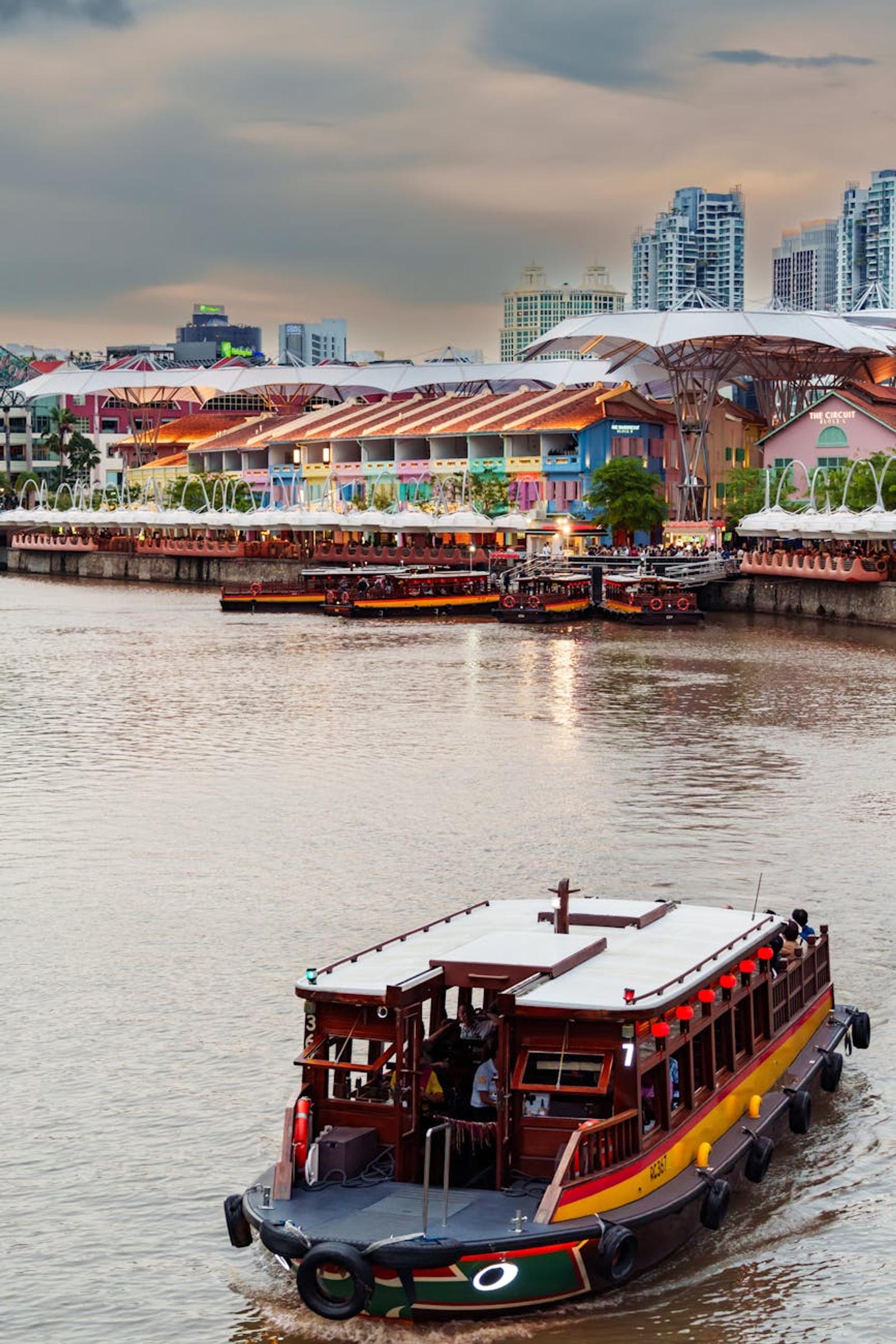 Singapore River Cruise — Singapore