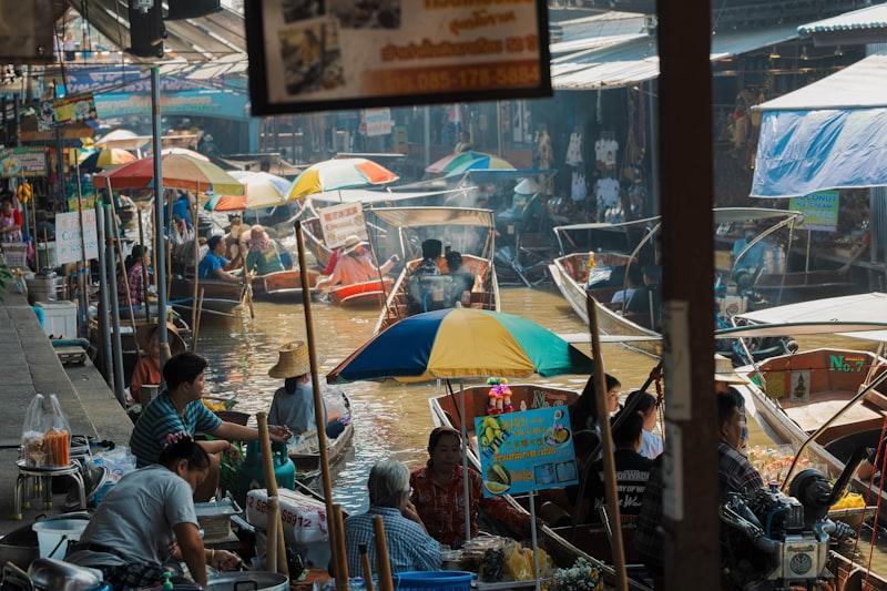 Floating market