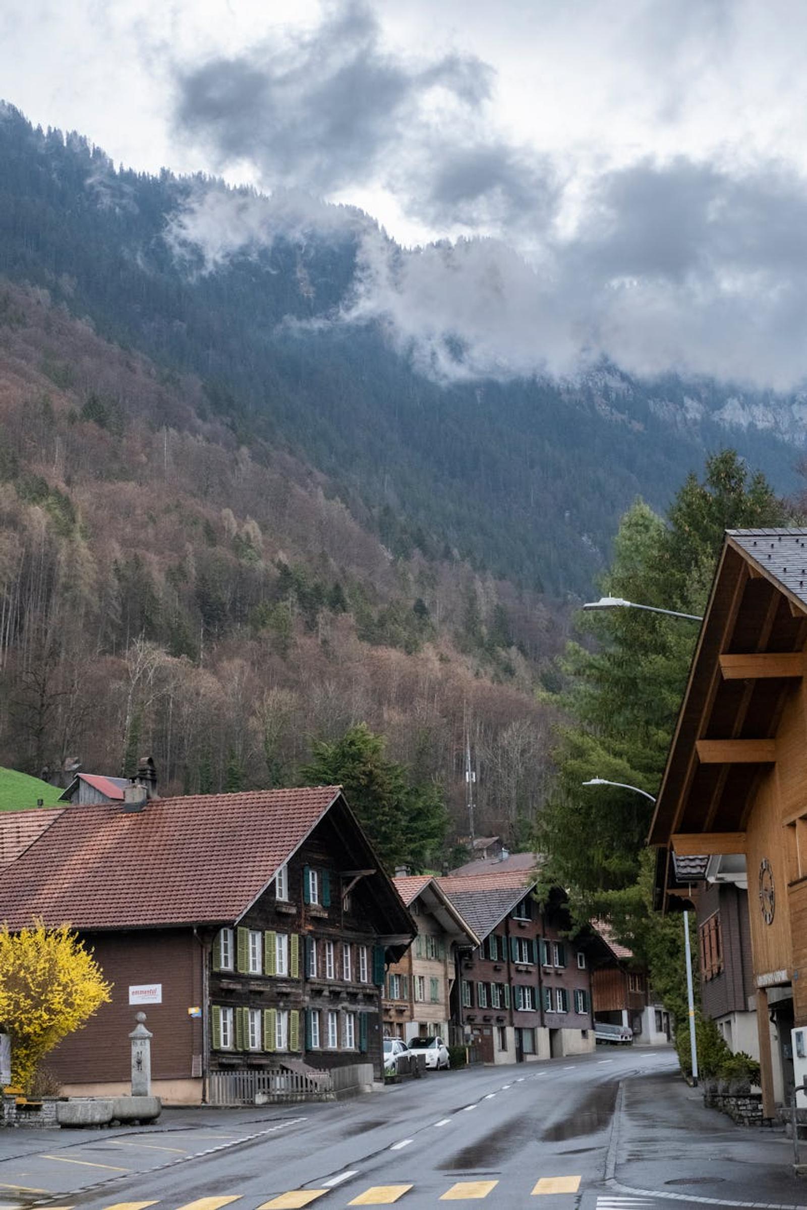 Interlaken Paris — Switzerland
