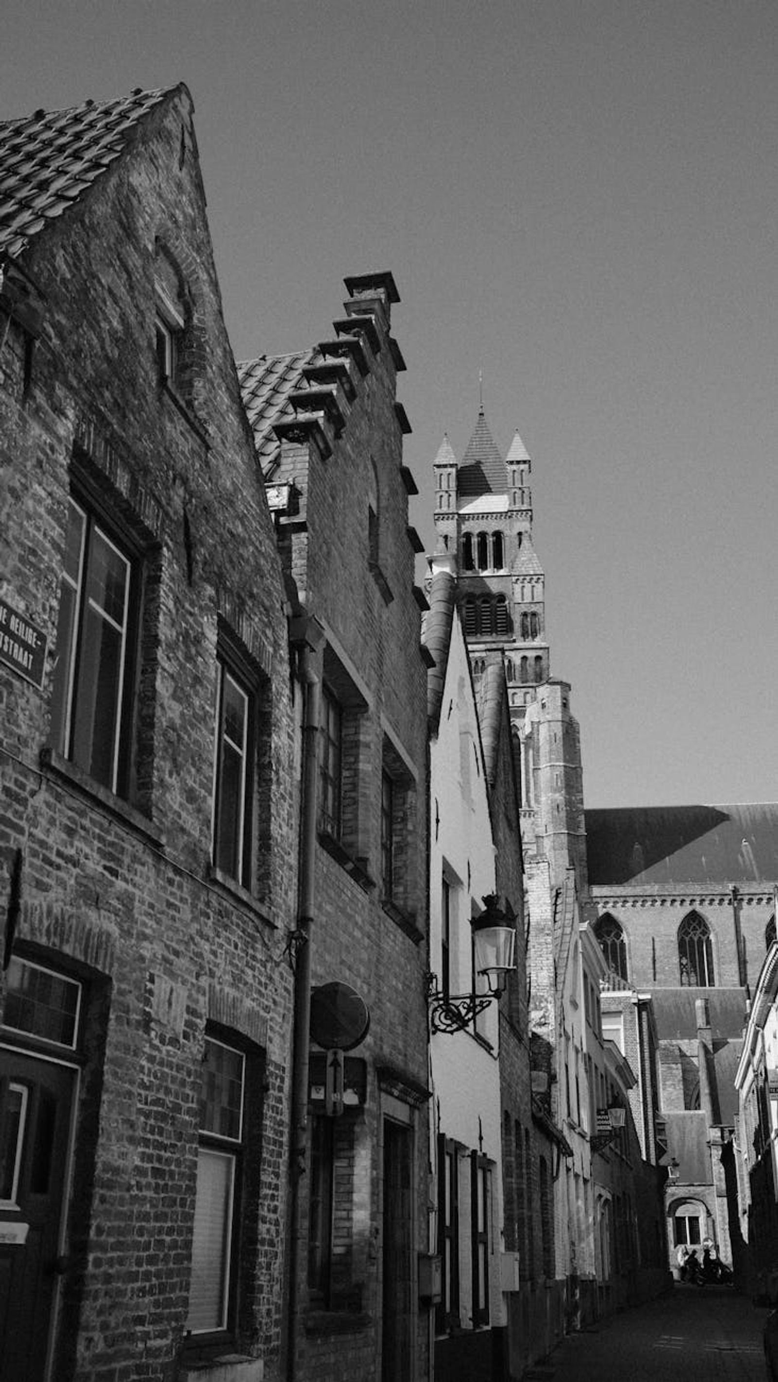 Bruges — Italy