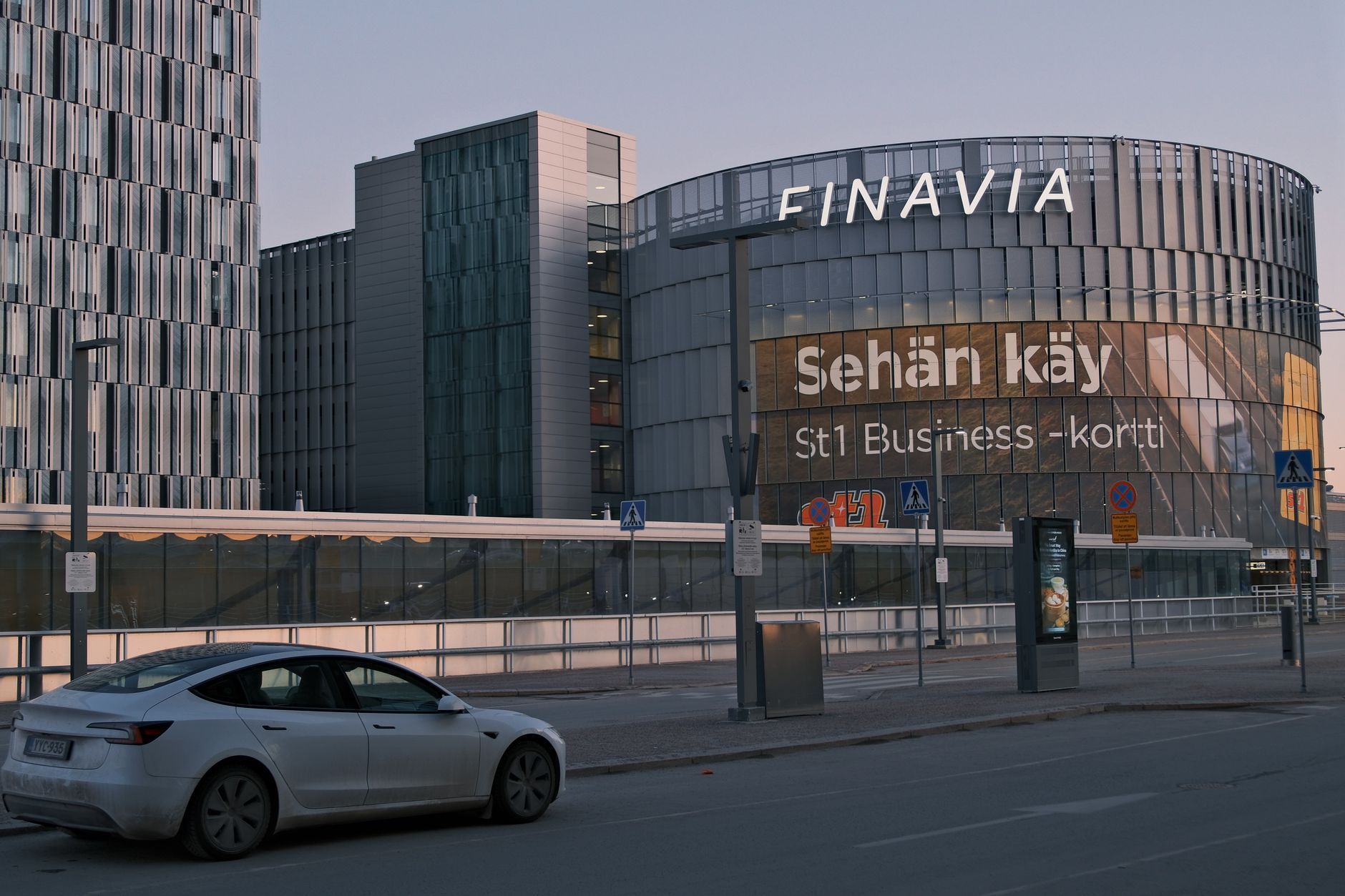 Helsinki architecture at night