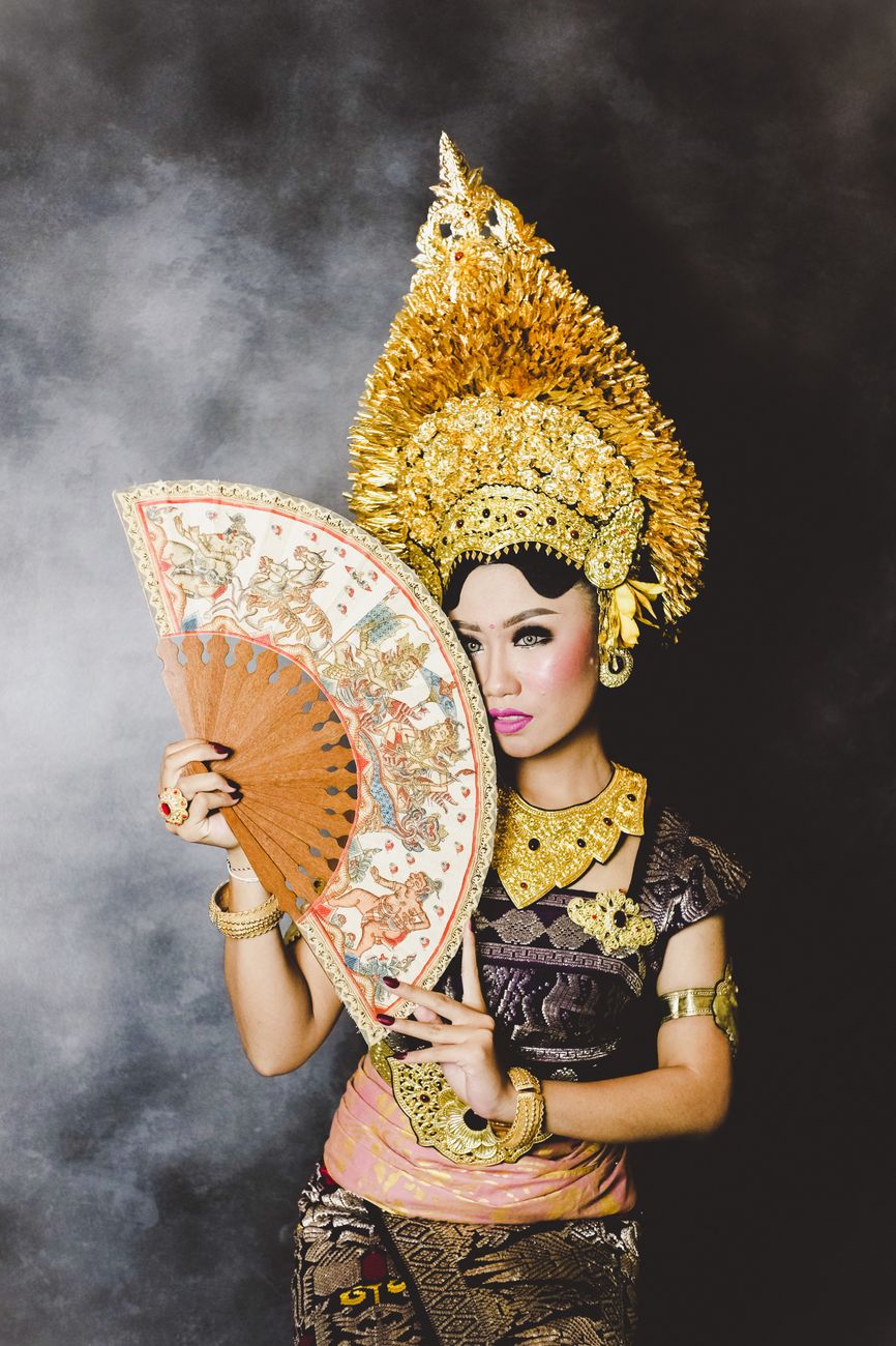 A portrait moment in Singapore + Thailand