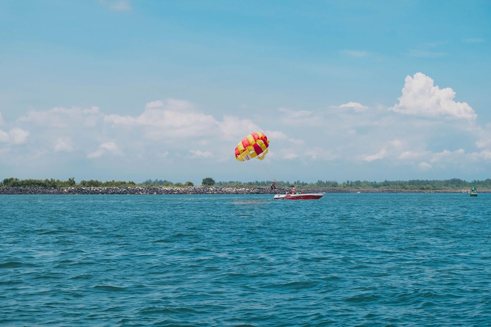 Benoa Watersports & Pandawa, Indonesia