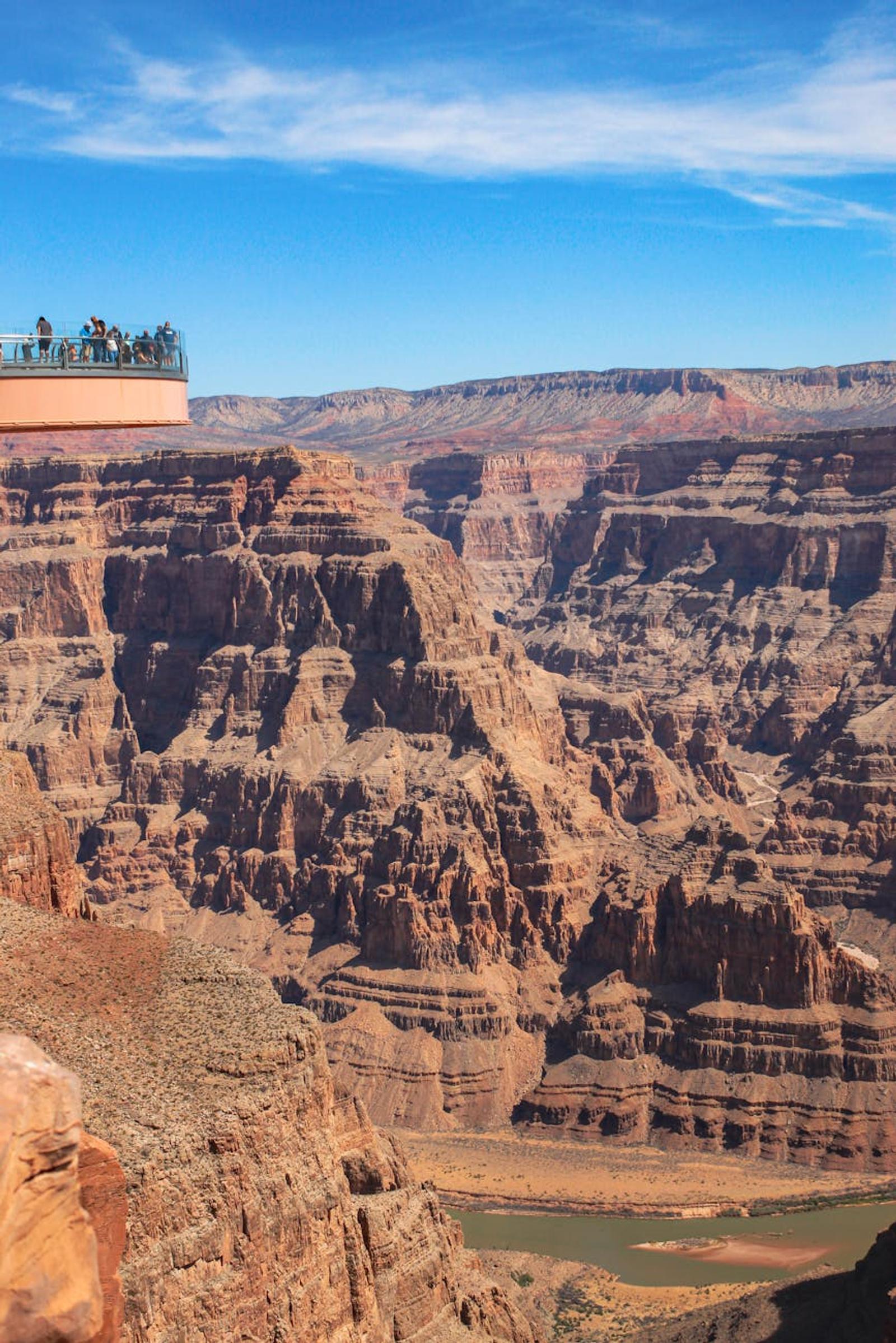 Grand Canyon West Skywalk — USA