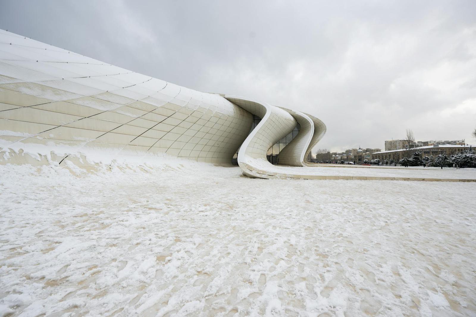 Heydar Aliyev Center, Azerbaijan