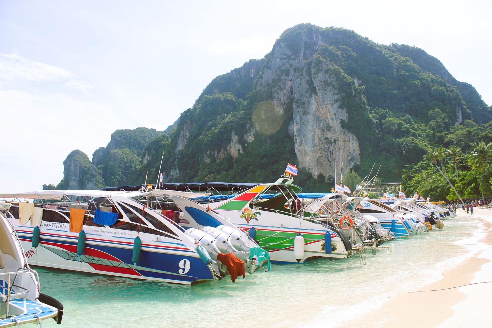 Phi Phi Island Speedboat, Thailand