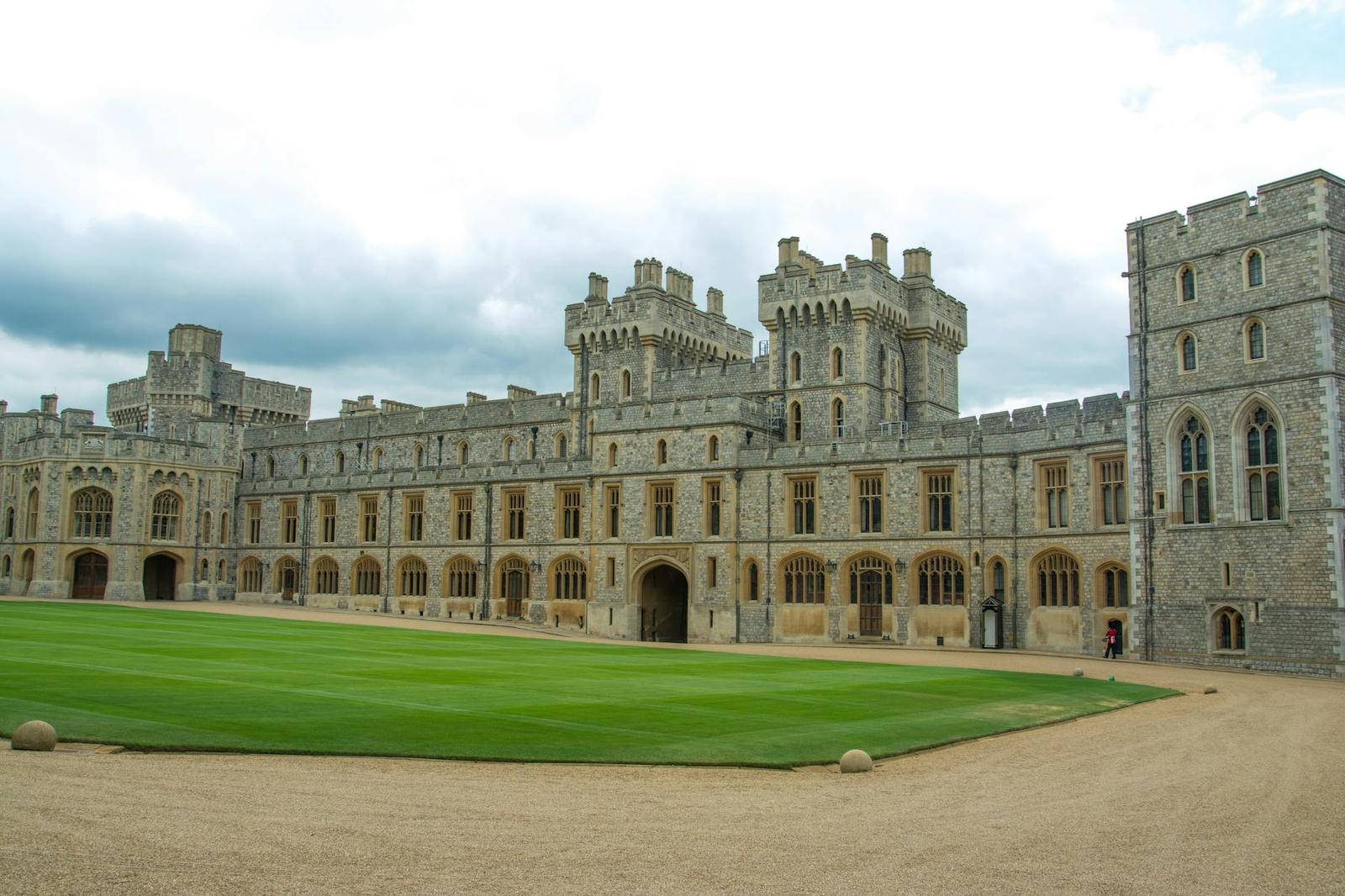 Buckingham Palace Windsor Castle — UK