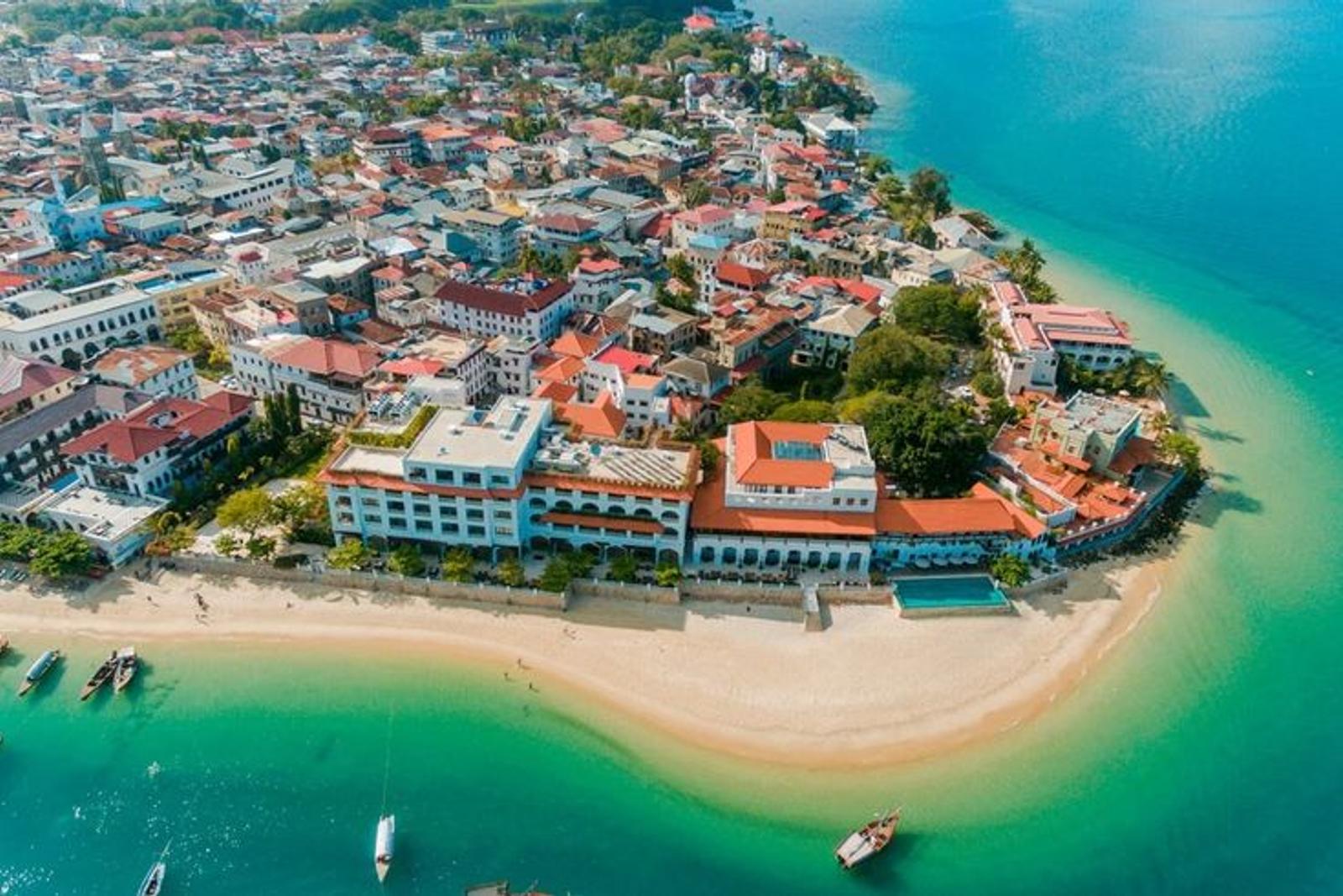 Zanzibar beach & Stone Town