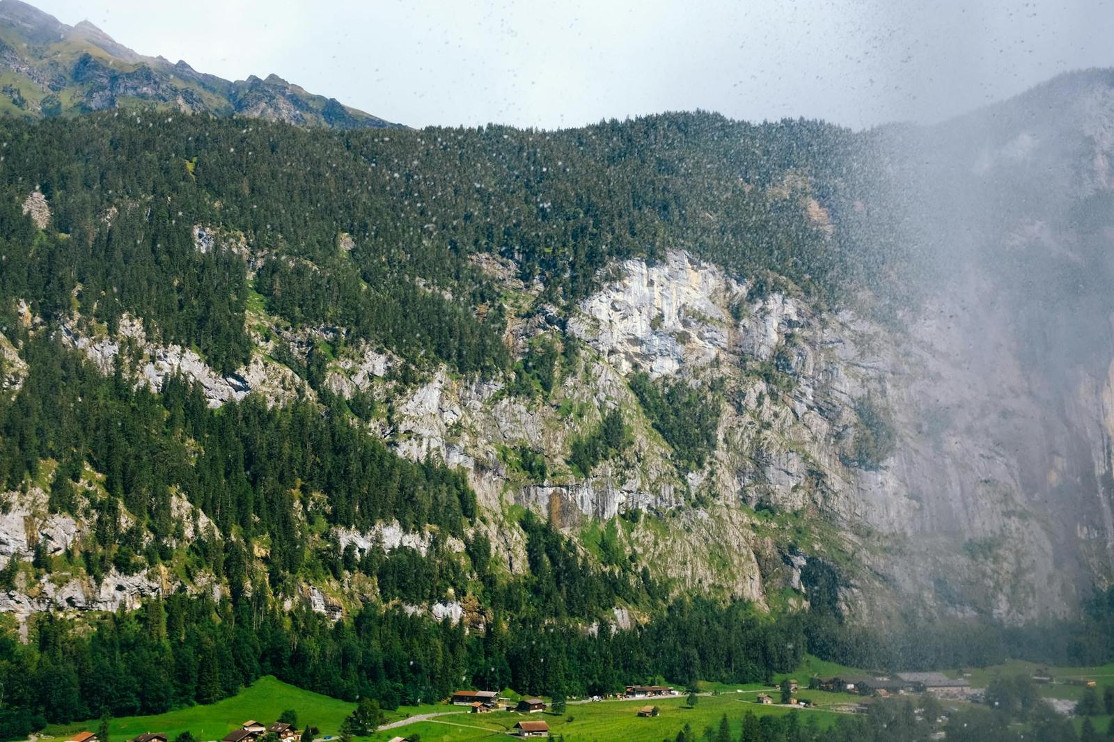 Lauterbrunnen under — Lauterbrunnen, Italy