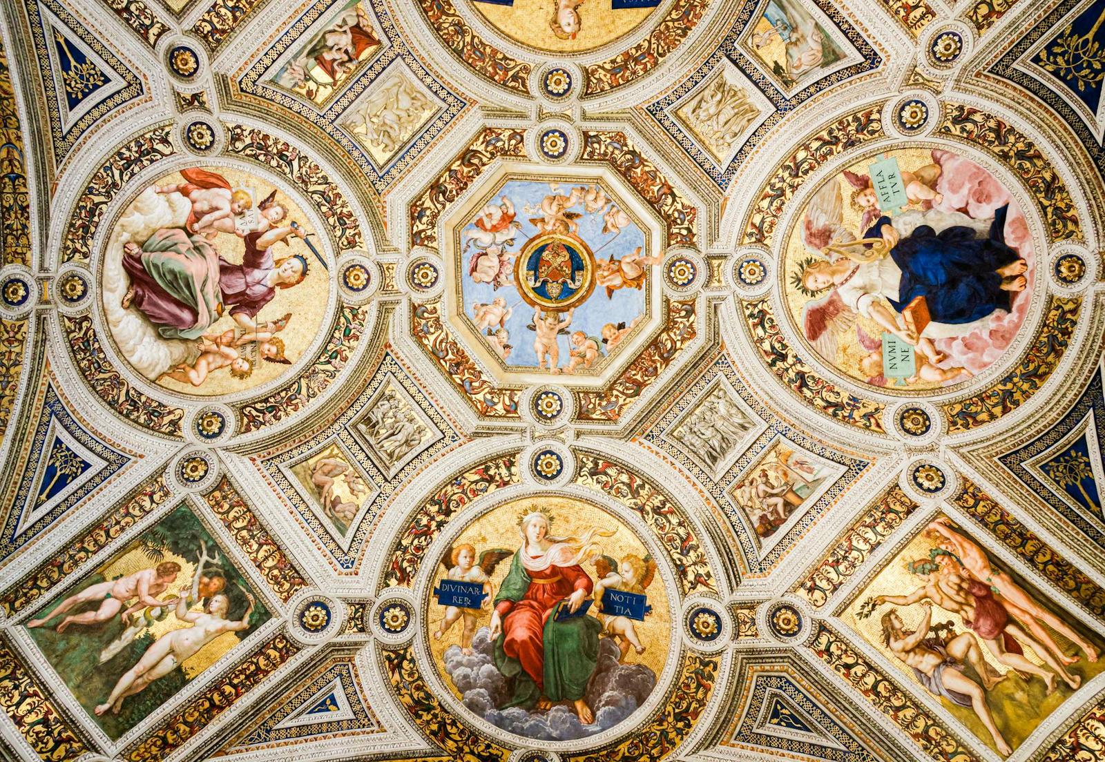 Visit Vatican Museum & Sistine Chapel on day 12, Netherlands + France + Switzerland + Italy