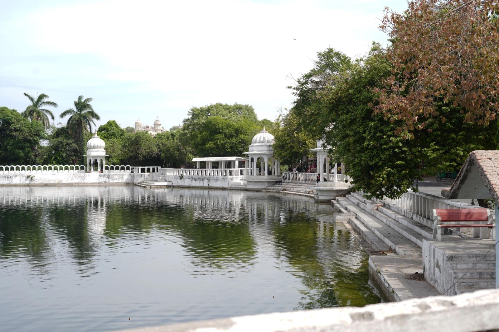 Discover the tranquility and rich heritage of Saheliyon Ki Bari in Udaipur, Rajasthan