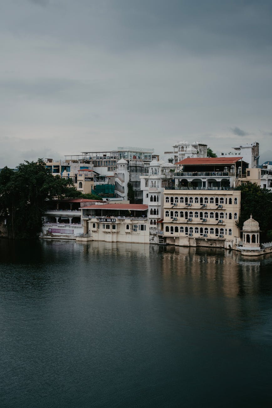 Udaipur Lakes — Rajasthan, India