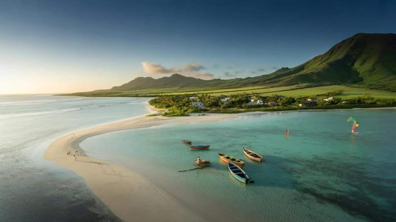 Réunion Island, Volcanic island expedition