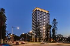 Melbourne – Airport– Transfer to Perth Hotel
