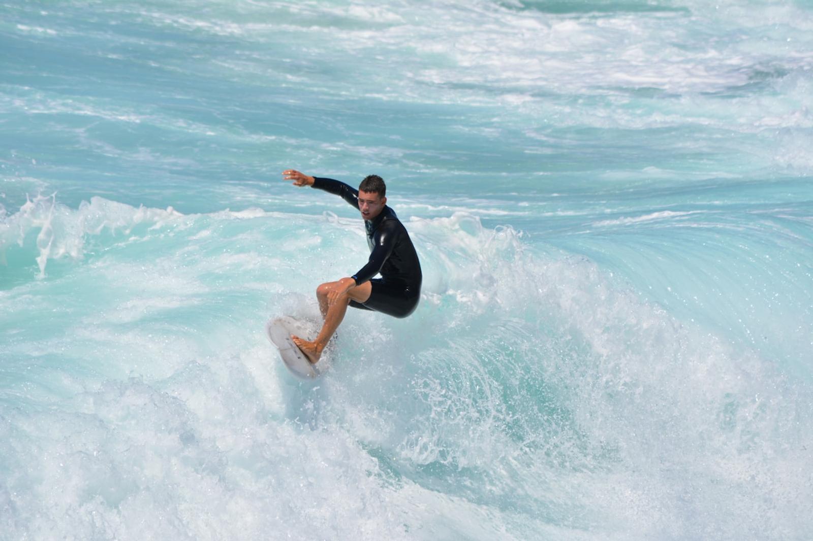 Bondi surf initiation