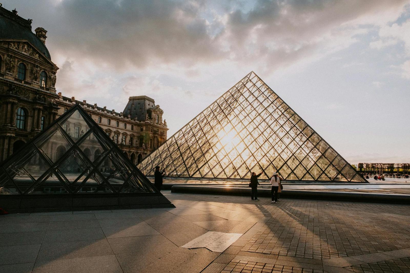 Louvre Museum on day 4, France + Italy