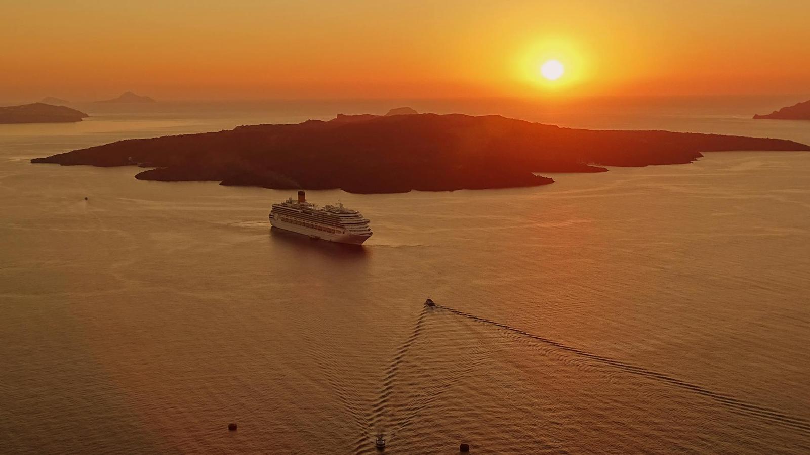 Santorini Caldera, Czechia + Austria + Hungary + Greece