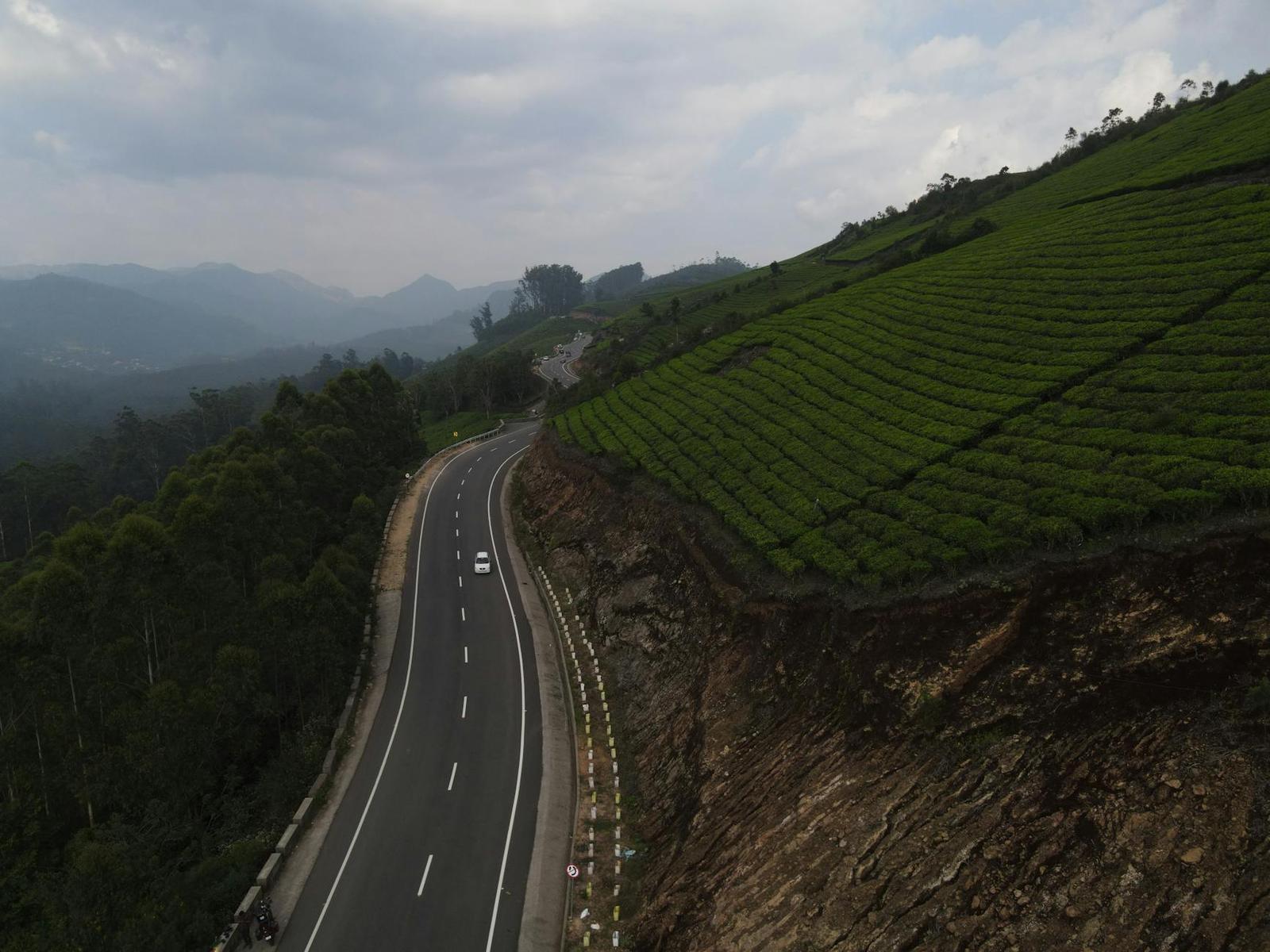 Cochin Drive Munnar — Kerala, India
