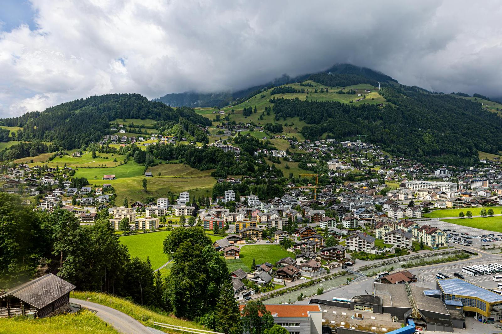 Lauterbrunnen — Engelberg, France