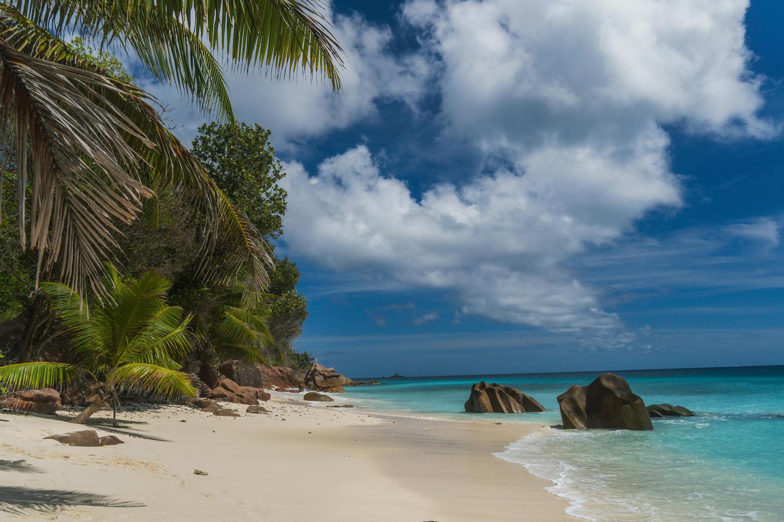 Departure on day 5, Seychelles