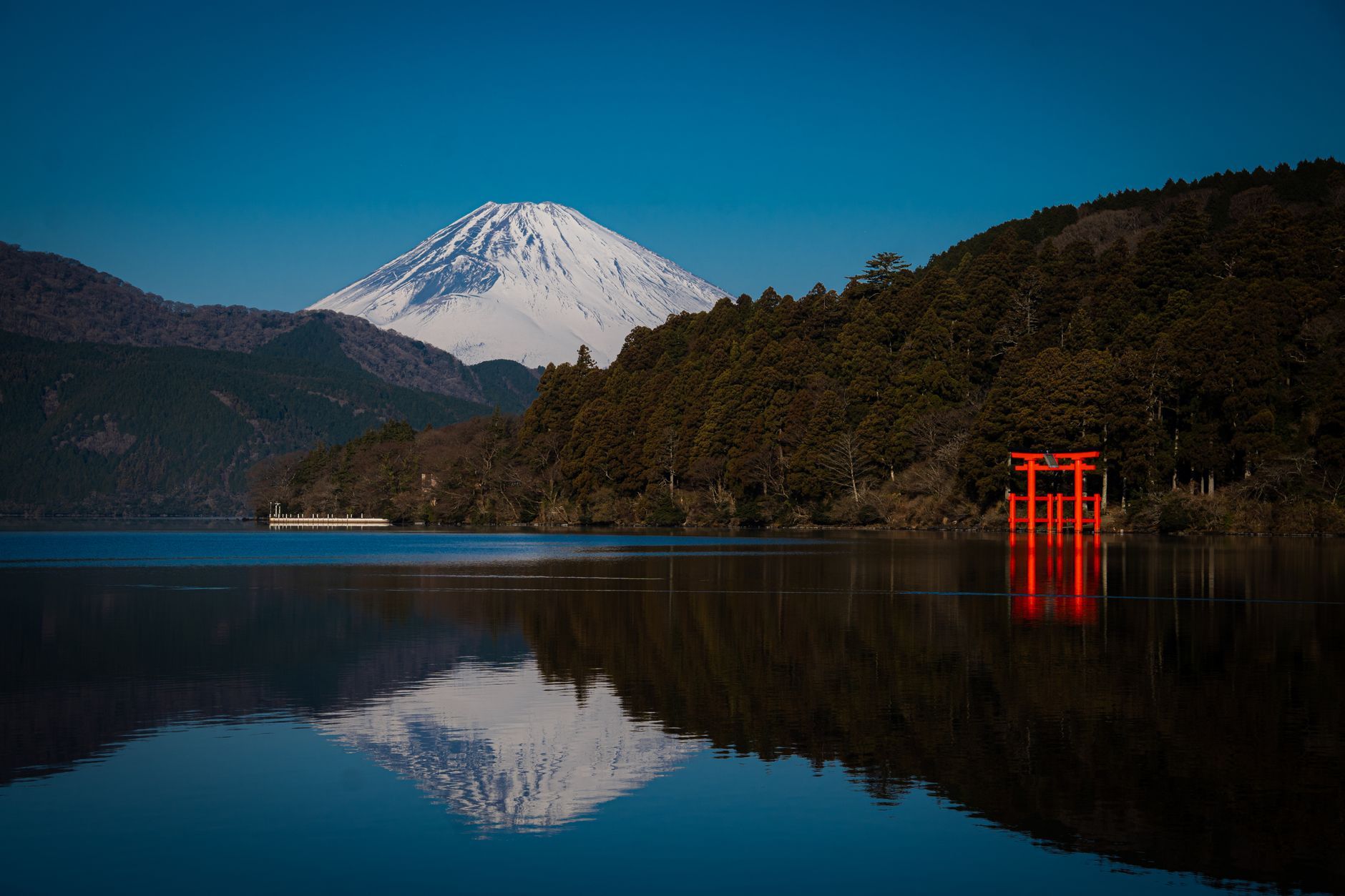 Fuji Lake Ashi — Tokyo, Japan