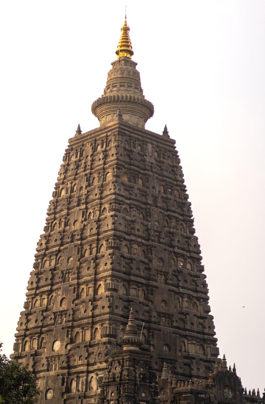 Varanasi Bodhgaya — Uttar Pradesh, India / Nepal