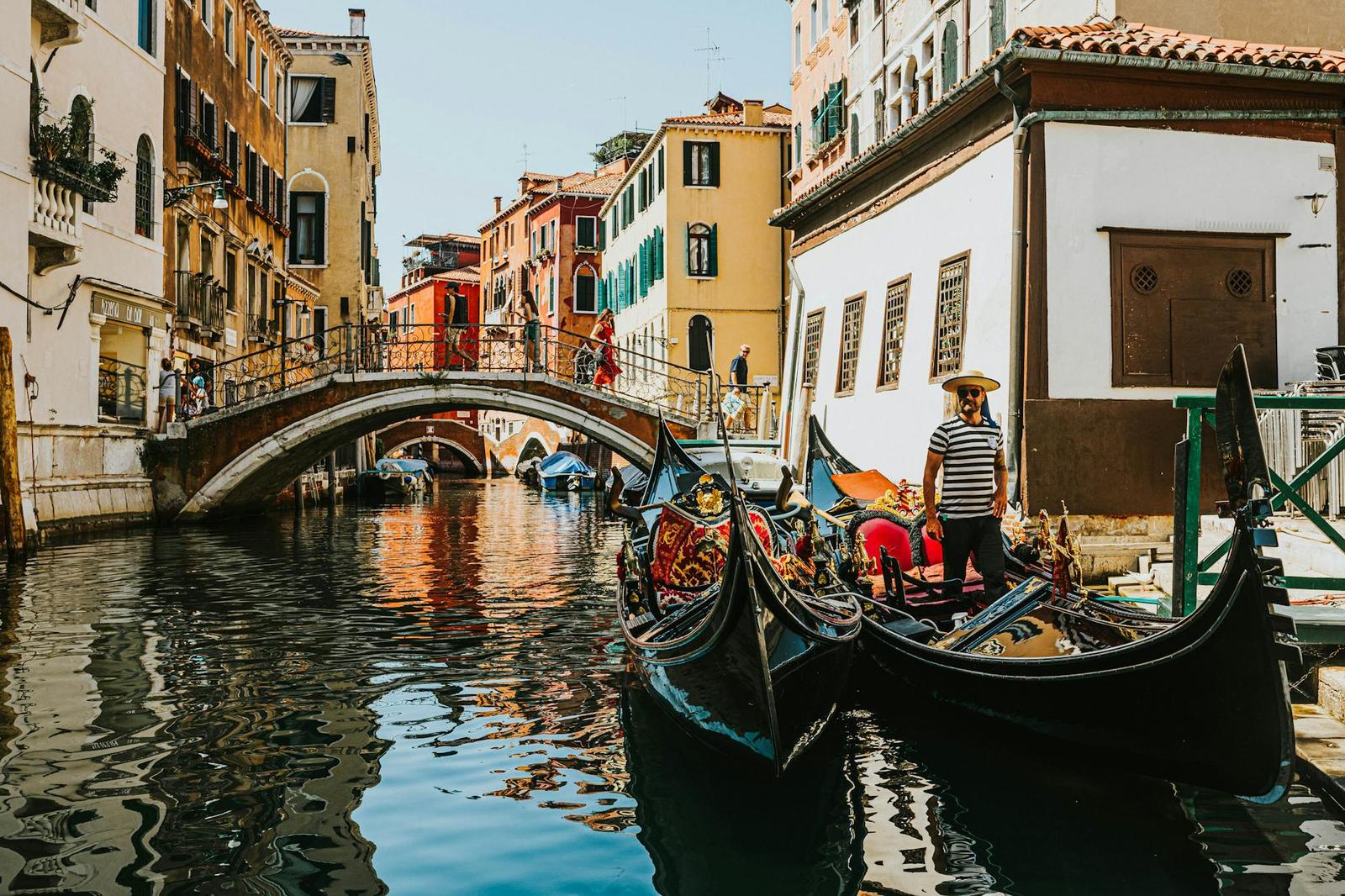 Milan Venice Train Gondola — Switzerland