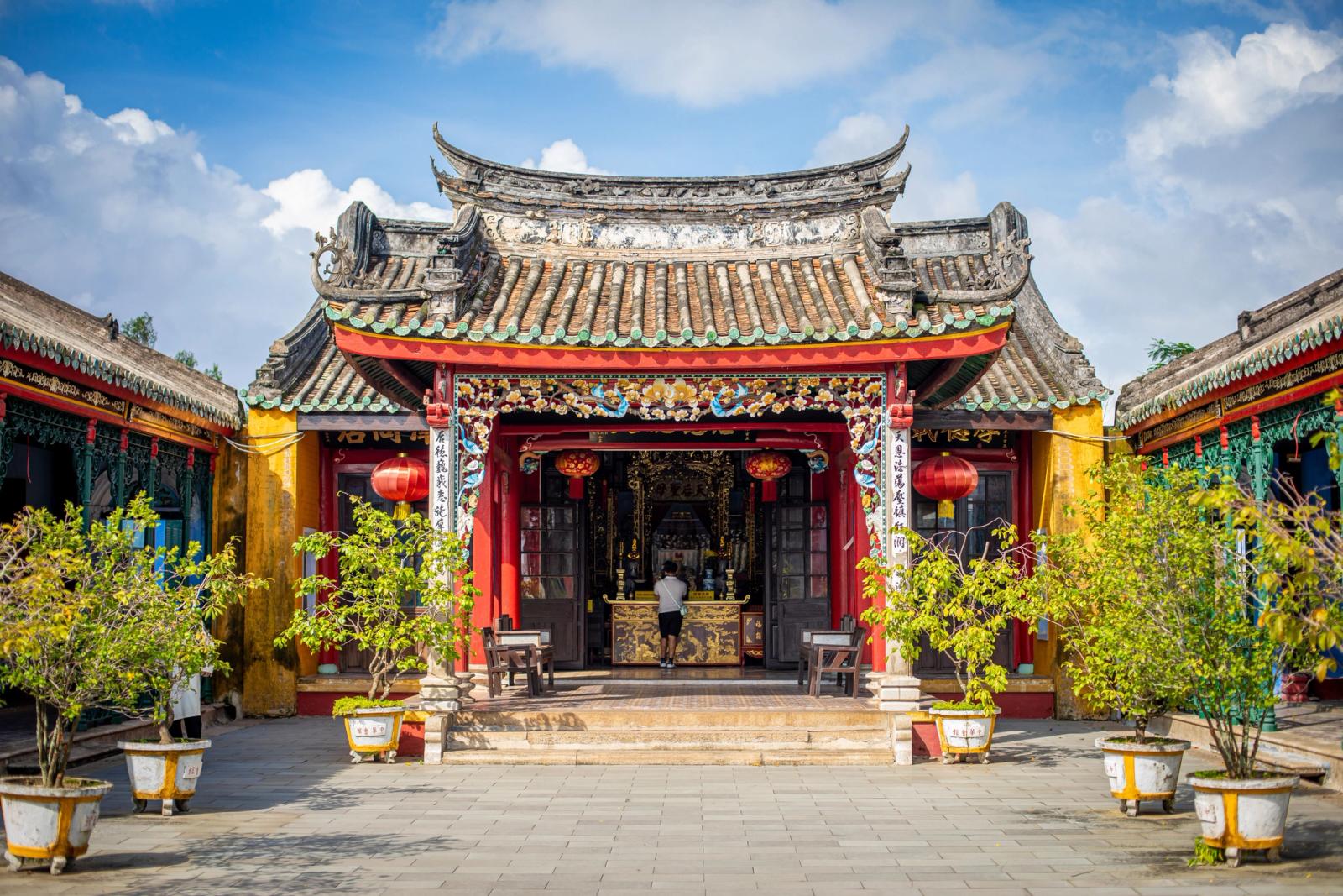 Beautifully ornate pagoda in Hoi An, Vietnam, showcasing traditional architecture and vibrant colors
