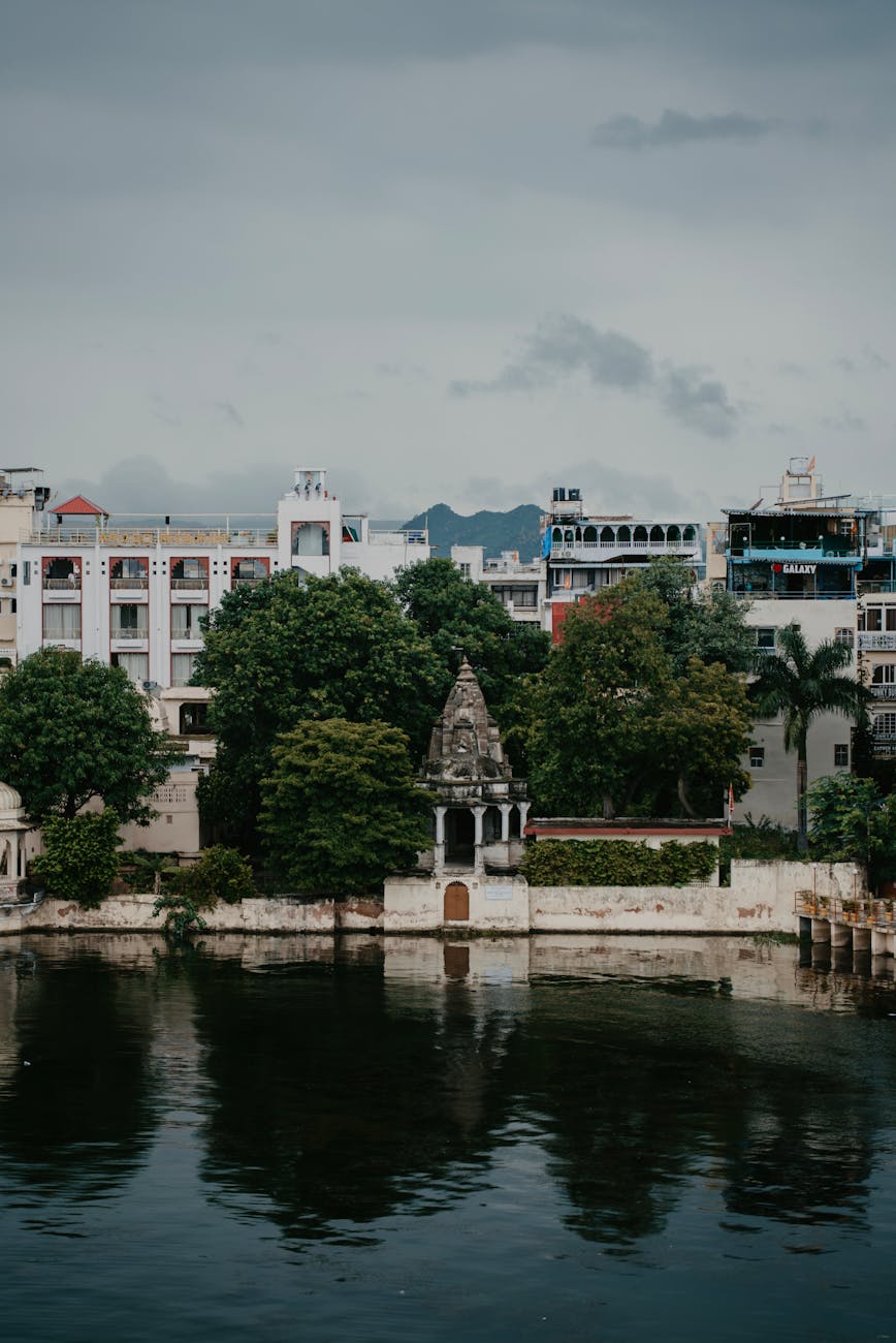 Udaipur Lakes — Rajasthan, India