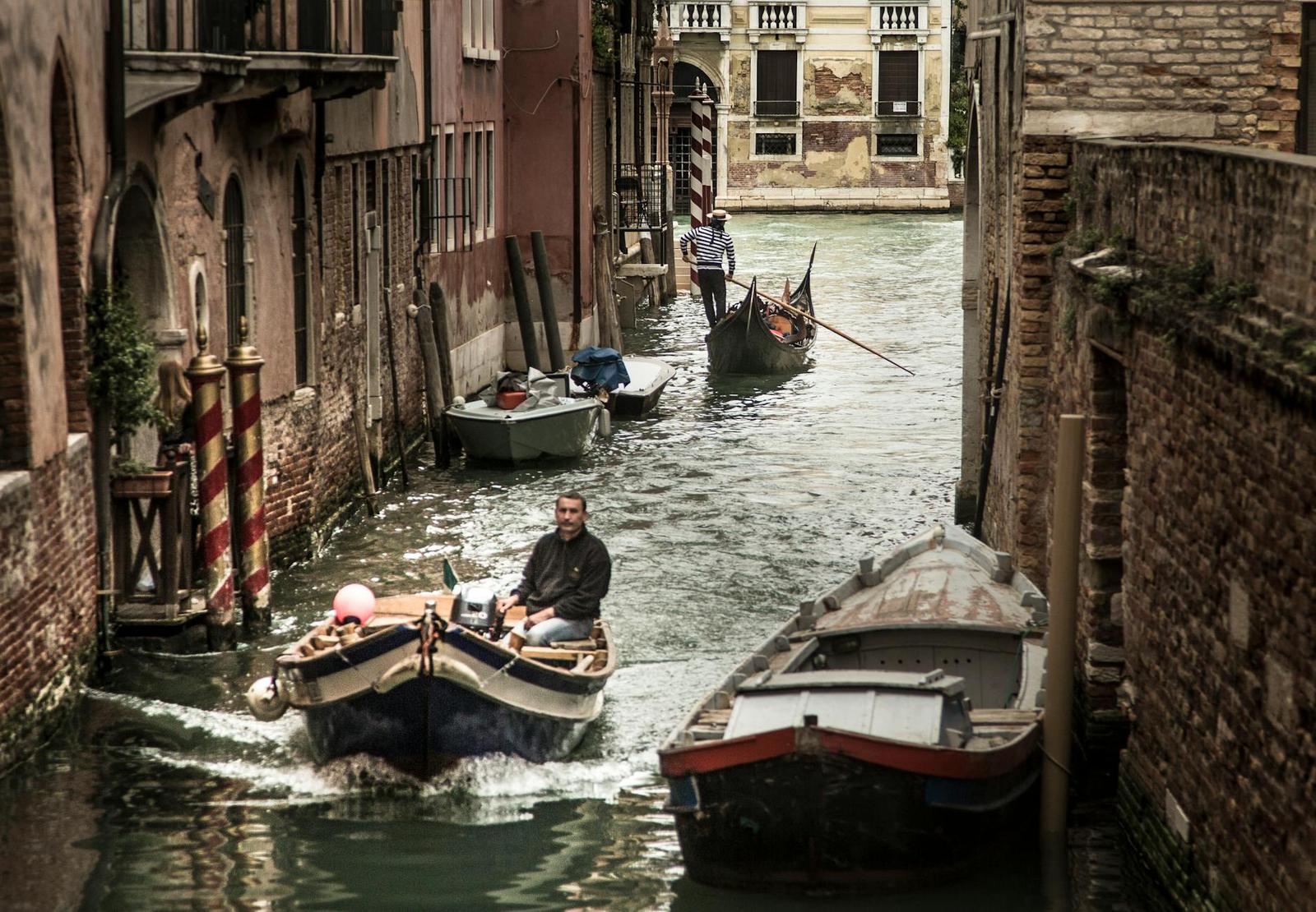 Venice Gondola & Murano, Switzerland + Italy