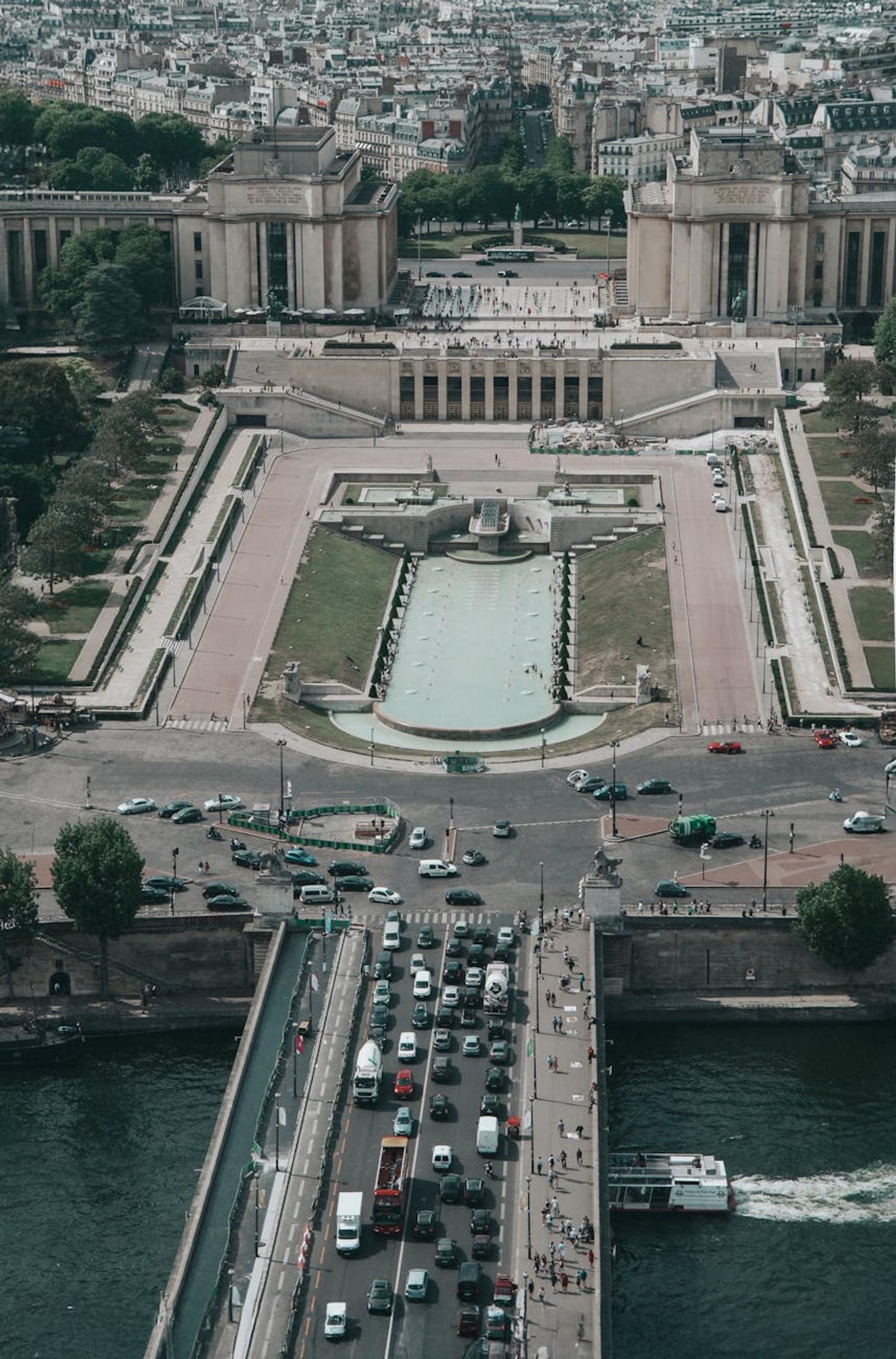 Versailles Eiffel Summit — Switzerland
