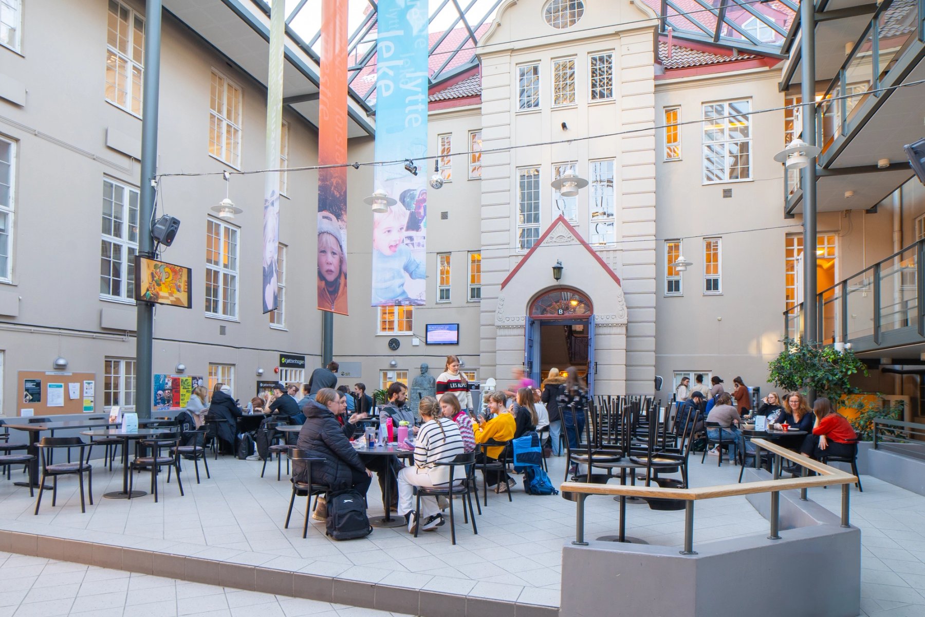 Hangaren, Gløshaugen