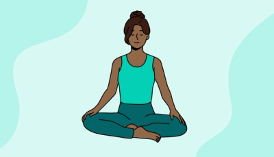Illustrasjon av student som sitter i rolig meditasjonsstilling med lukkede øyne, som symboliserer mindfulness og indre ro.