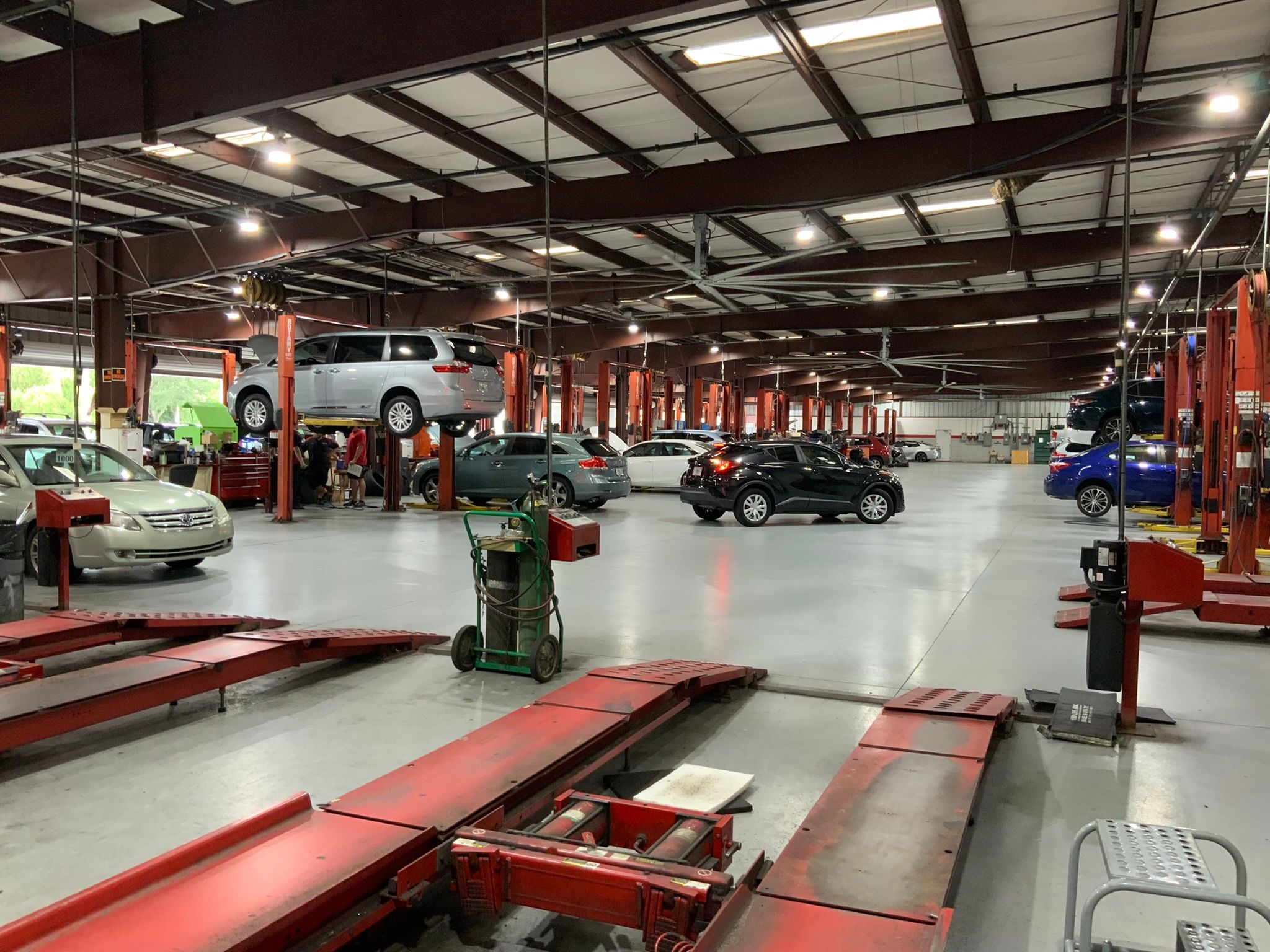 image of toyota dealership