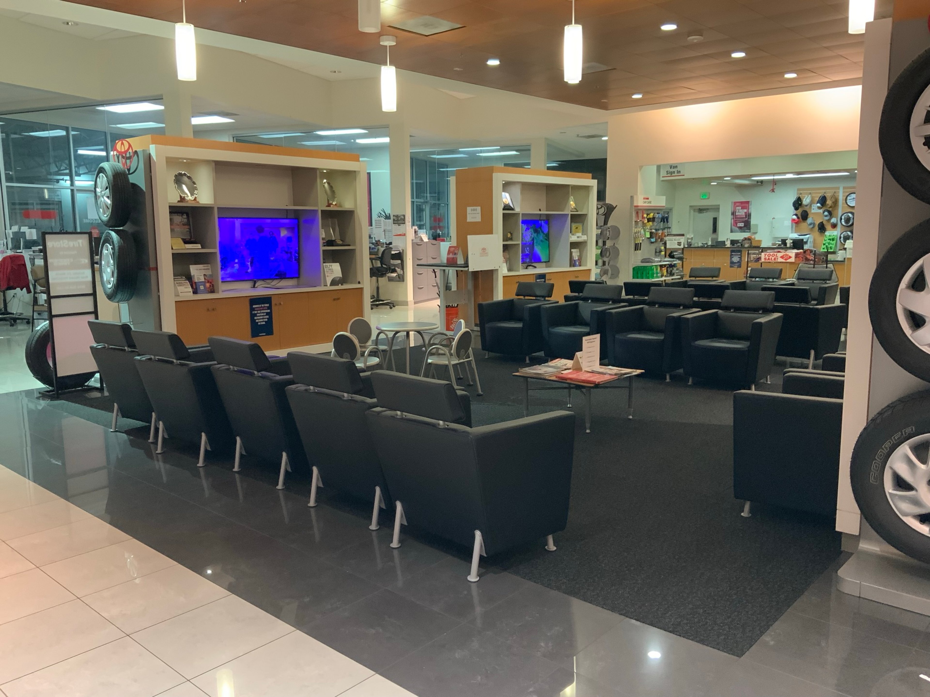 image of toyota dealership