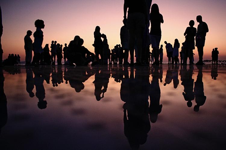 Accountability Deficit Why Do Citizens Vote For Corrupt Politicians