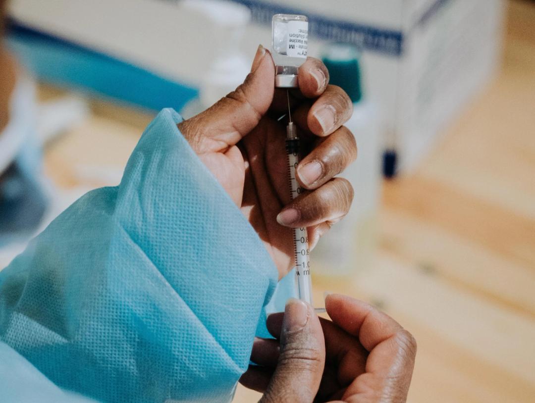 Progress and challenges in the quest for transparency to ensure equity in the Covid-19 vaccine deployment