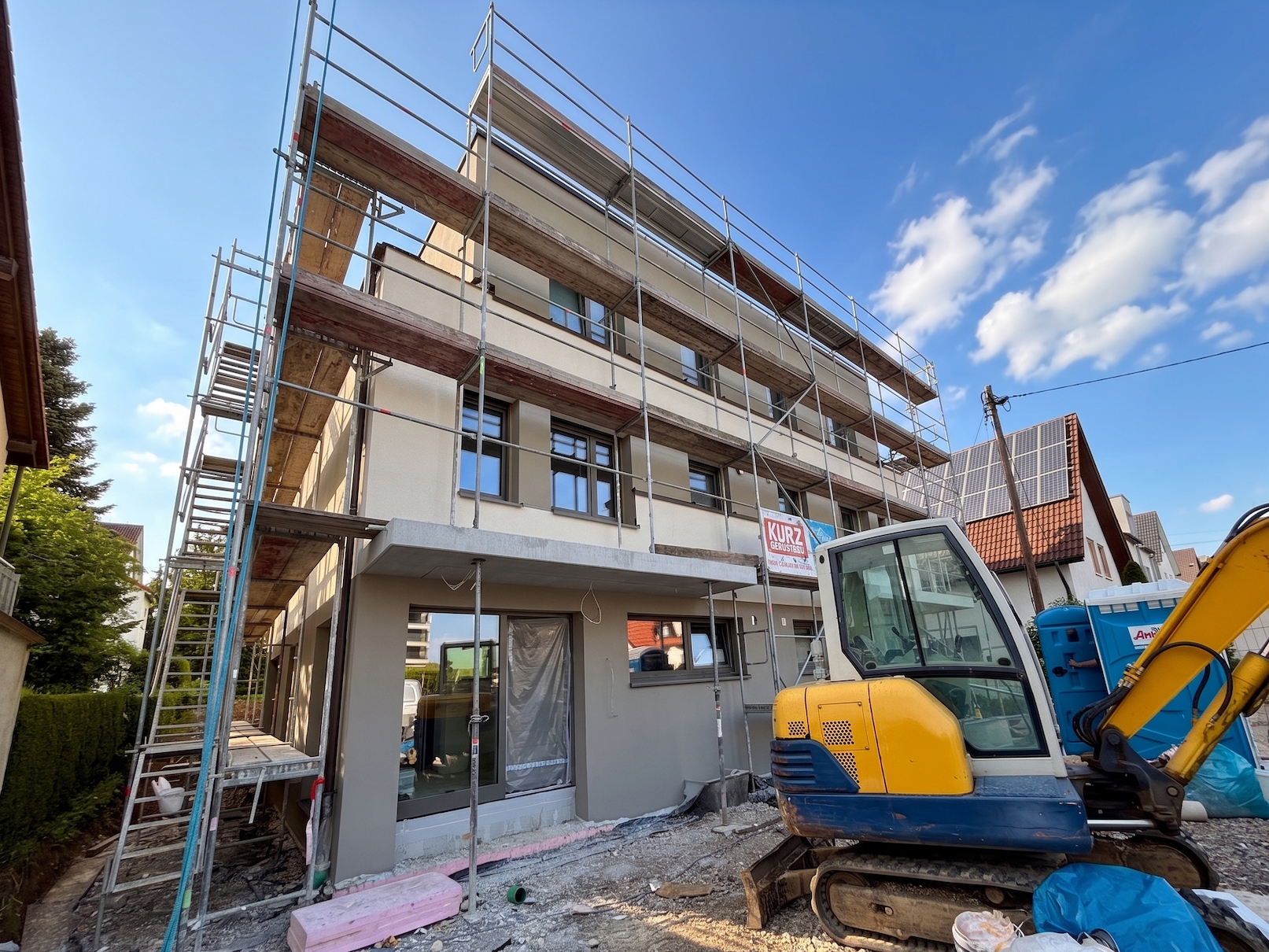 Baufortschritt Lichtensteinstraße – Fassade & Innenausbau
