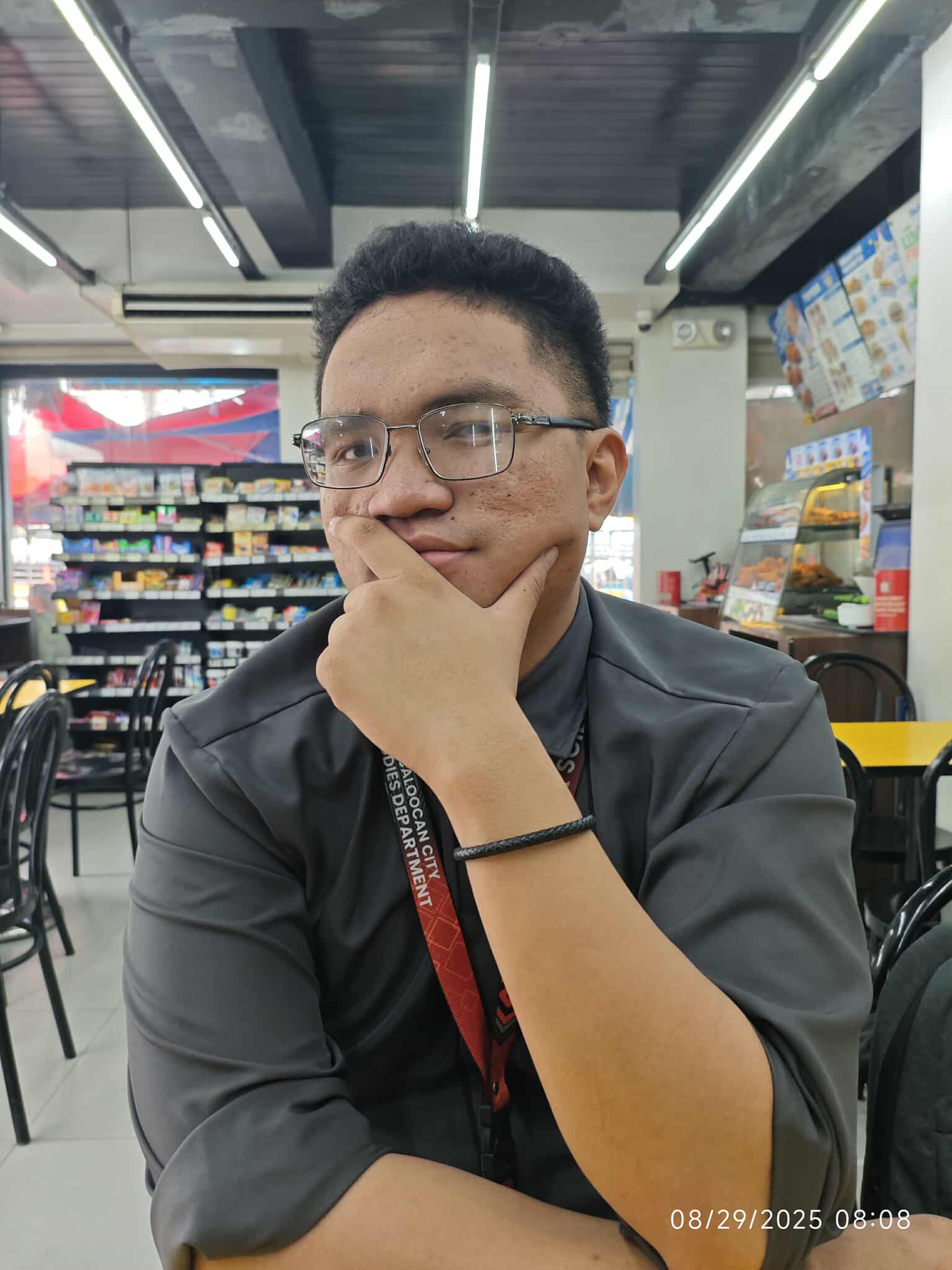 Profile-Picture-Genrey