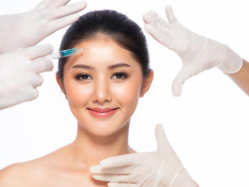 ชุติมา อัศนีรดากร Chutima Atsaniradakorn Edencolors