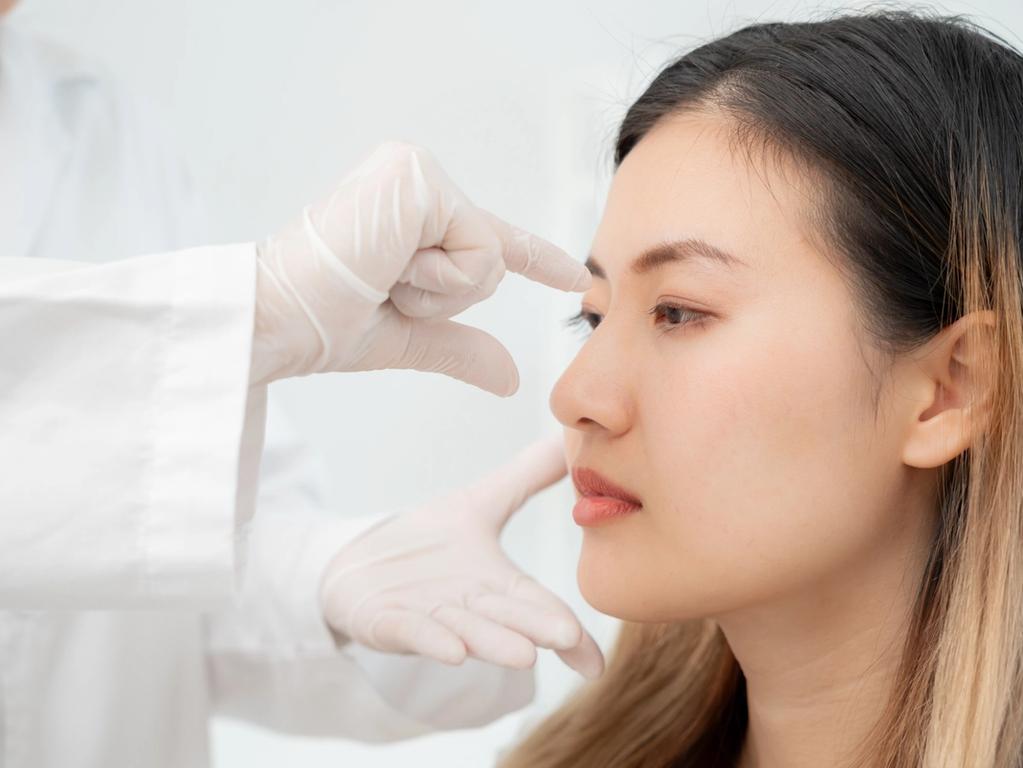 Constitutes Ideal Facial Contours