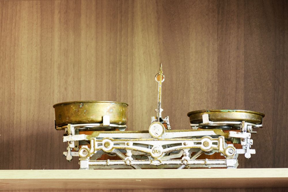 Old fashioned weighing scales.