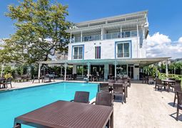 Limnades Hotel İznik