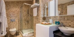 Aura Suites - 11