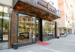 Saloon Locca
