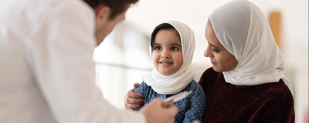 Mom and child with Endocrinologist