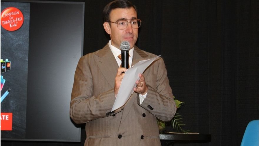 Dr. Jose Cucalon Calderon speaking at conference