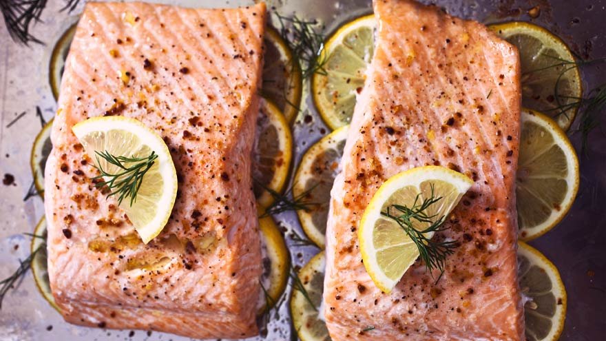 Seafood with lemon