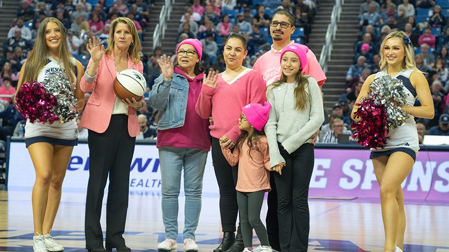 Raquel Fuentes at Wolf Pack basketball game